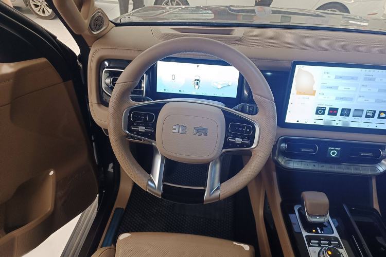 Used BAIC Off-Road BJ60 Leiting 2024 Magic Electric Drive Advanced Version 5 Seats Steering Wheel