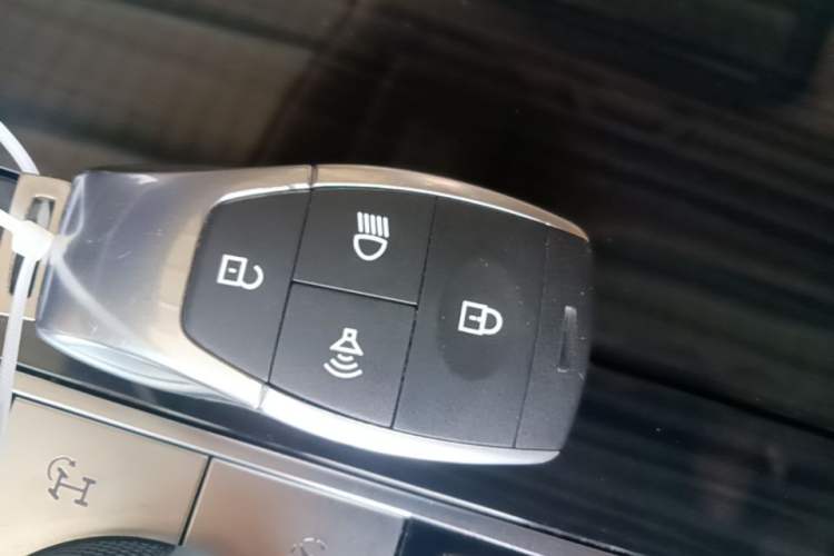Used BAIC Off-Road BJ60 Leiting 2024 Magic Electric Drive Advanced Version 5 Seats Vehicle Key