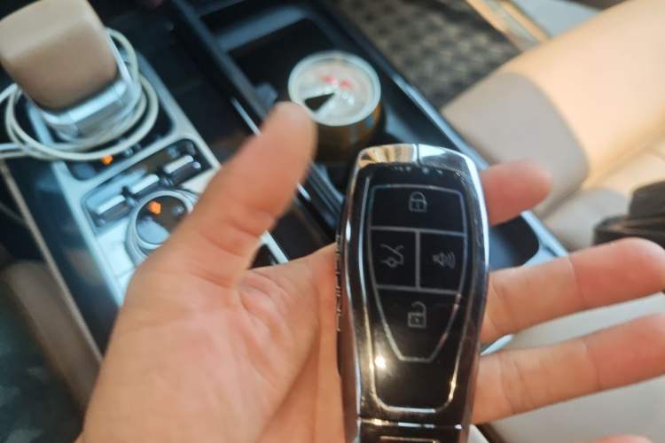 Used BAIC Off-Road BJ60 Leiting 2024 Magic Electric Drive Advanced Version 5 Seats Vehicle Key