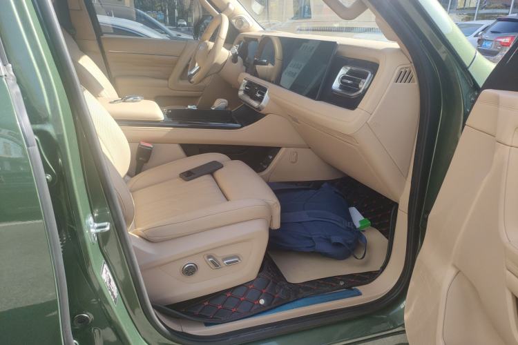 Used BAIC Off-Road BJ60 Leiting 2024 Magic Electric Drive Advanced Version 5 Seats Right Front Seat