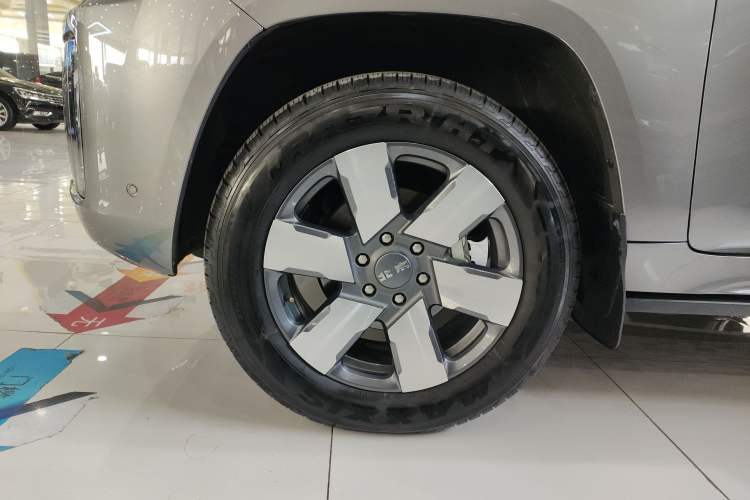 Used BAIC Off-Road BJ60 Leiting 2024 Magic Electric Drive Advanced Version 5 Seats Exterior 7