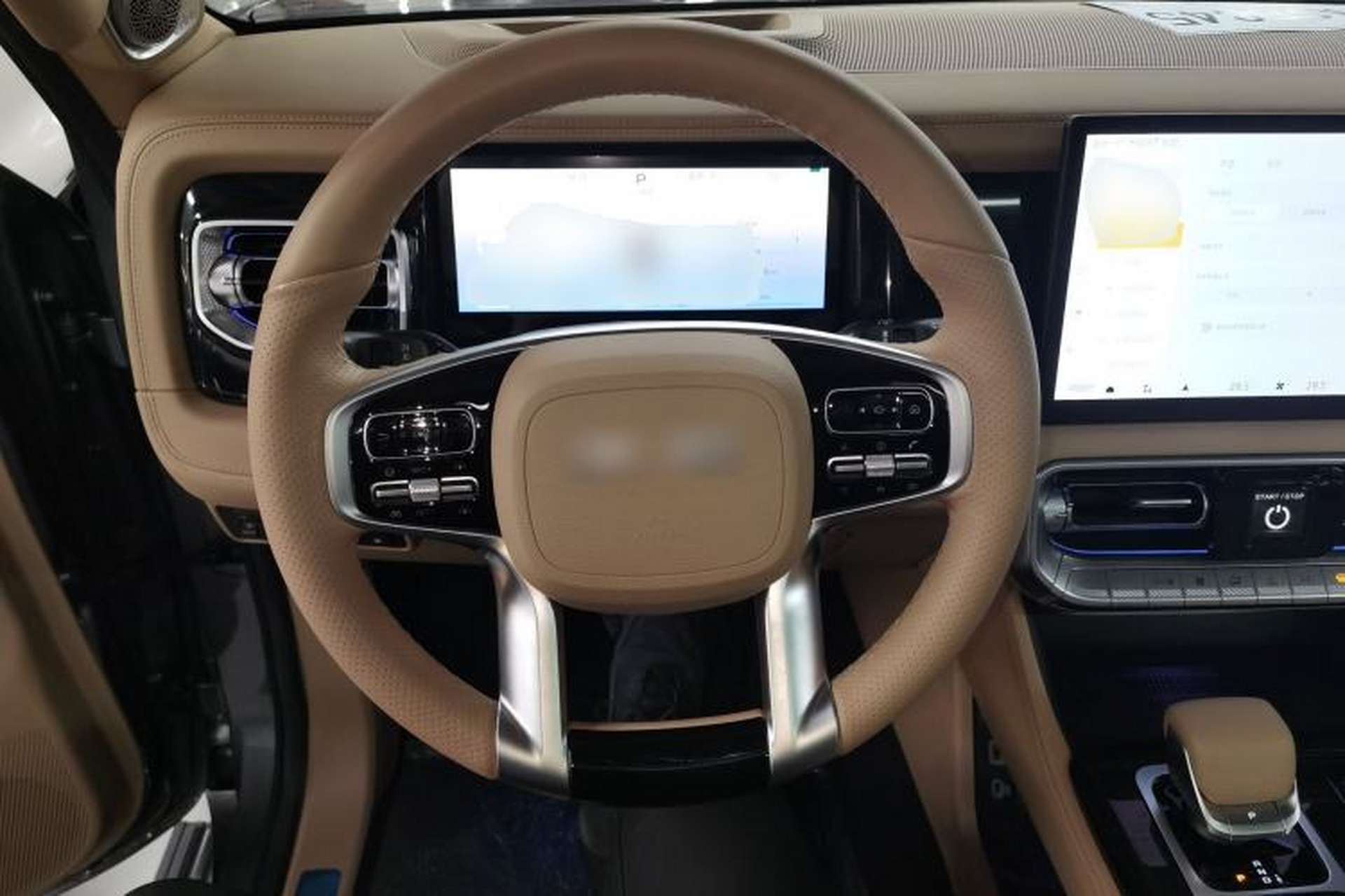 Used BAIC Off-Road BJ60 Leiting 2024 Magic Electric Drive Advanced Version 5 Seats Steering Wheel