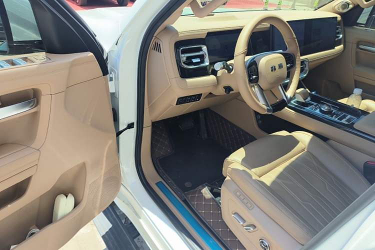 Used BAIC Off-Road BJ60 Leiting 2024 Magic Electric Drive Advanced Version 5 Seats Driver Seat