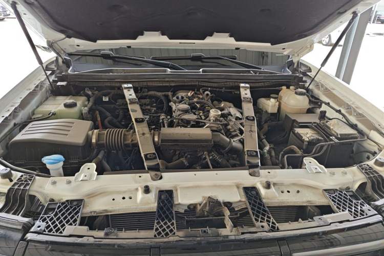 Used BAIC Off-Road BJ60 Leiting 2024 Magic Electric Drive Advanced Version 5 Seats Engine Bay
