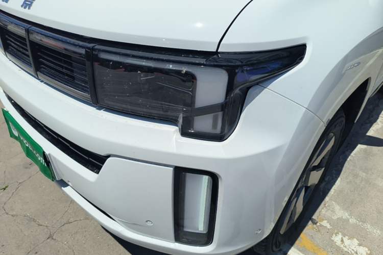 Used BAIC Off-Road BJ60 Leiting 2024 Magic Electric Drive Advanced Version 5 Seats Left Front Headlight