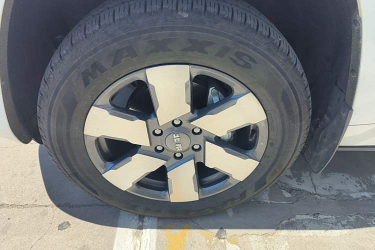 Used BAIC Off-Road BJ60 Leiting 2024 Magic Electric Drive Advanced Version 5 Seats Left Front Wheel Hub