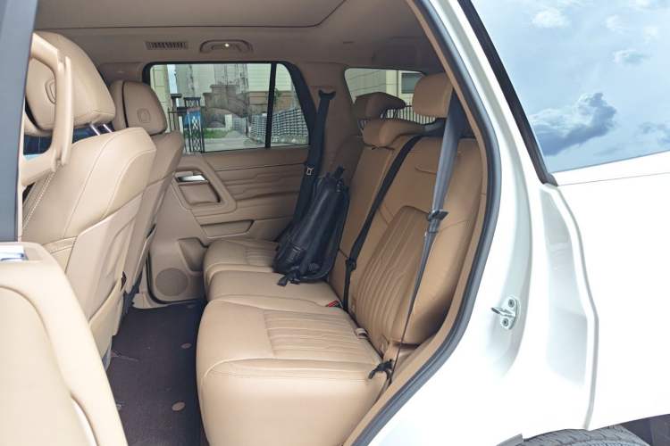 Used BAIC Off-Road BJ60 Leiting 2024 Magic Electric Drive Advanced Version 5 Seats Left Rear Seat