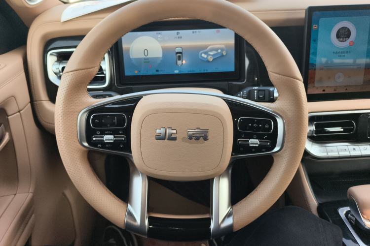 Used BAIC Off-Road BJ60 Leiting 2024 Magic Electric Drive Advanced Version 5 Seats Steering Wheel