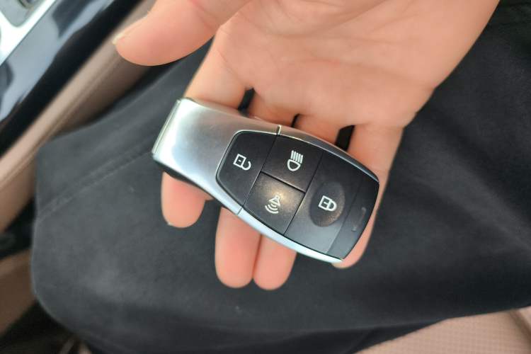 Used BAIC Off-Road BJ60 Leiting 2024 Magic Electric Drive Advanced Version 5 Seats Vehicle Key