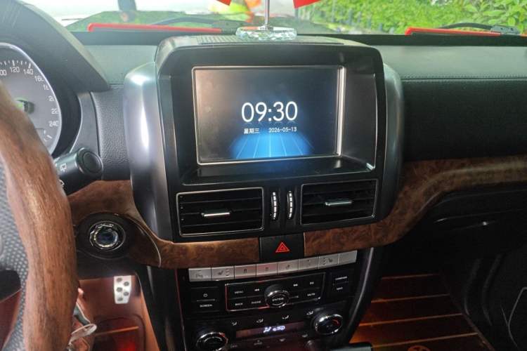Used BAIC Off-Road BJ80 2016 2.3T Automatic Prestige Edition Audio And AC Panel