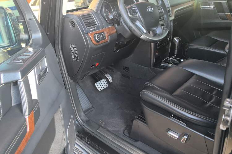 Used BAIC Off-Road BJ80 2016 2.3T Automatic Prestige Edition Driver Seat