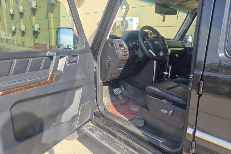Used BAIC Off-Road BJ80 2016 2.3T Automatic Prestige Edition Driver Seat