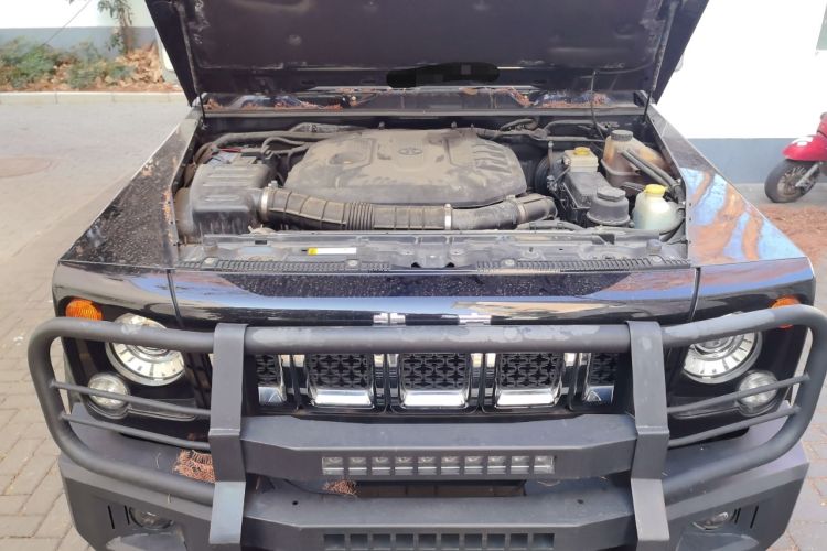 Used BAIC Off-Road BJ80 2016 2.3T Automatic Prestige Edition Engine Bay