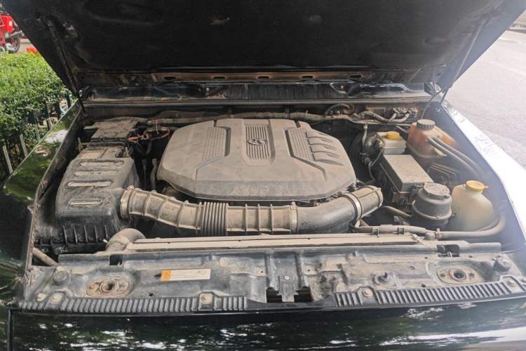 Used BAIC Off-Road BJ80 2016 2.3T Automatic Prestige Edition Engine Bay