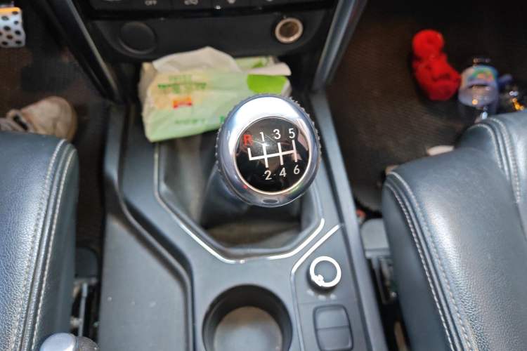Used BAIC Off-Road BJ80 2016 2.3T Manual Prestige Edition Gear Lever