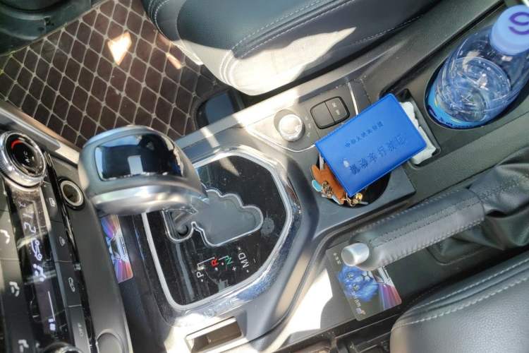 Used BAIC Off-Road BJ80 2016 2.3T Automatic Prestige Edition Gear Lever