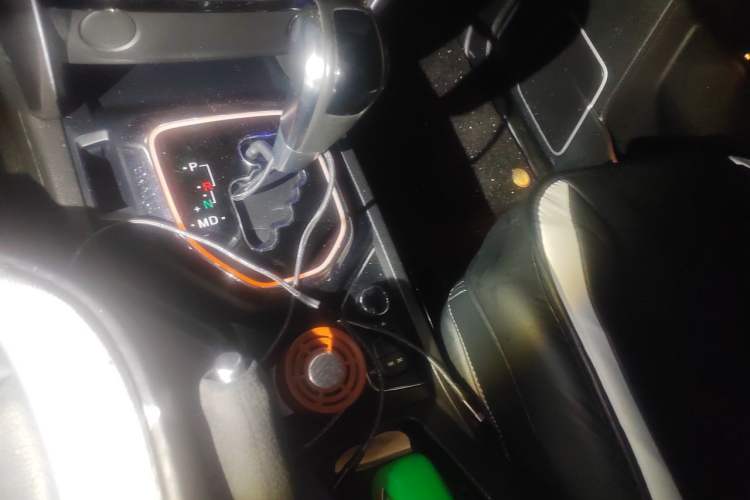 Used BAIC Off-Road BJ80 2016 2.3T Automatic Prestige Edition Gear Lever