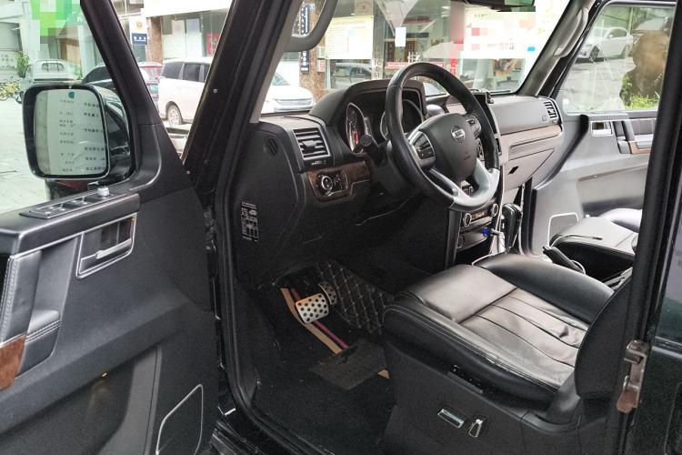 Used BAIC Off-Road BJ80 2016 2.3T Automatic Prestige Edition Interior 3