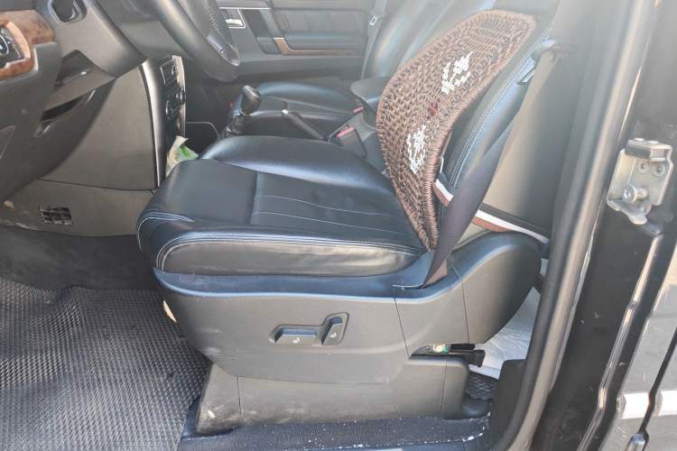 Used BAIC Off-Road BJ80 2016 2.3T Manual Prestige Edition Left Front Seat
