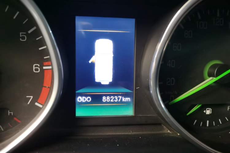 Used BAIC Off-Road BJ80 2016 2.3T Automatic Prestige Edition Odometer Close Up