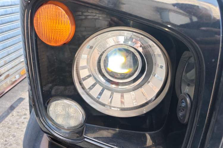 Used BAIC Off-Road BJ80 2016 2.3T Manual Prestige Edition Right Front Headlight