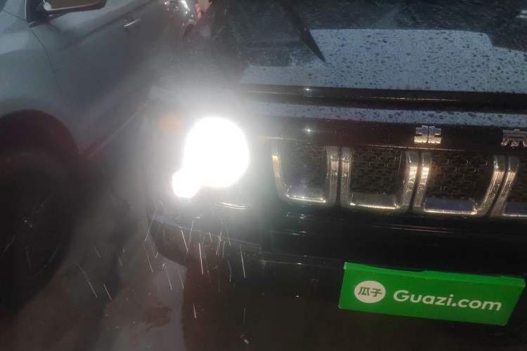 Used BAIC Off-Road BJ80 2016 2.3T Automatic Prestige Edition Right Front Headlight