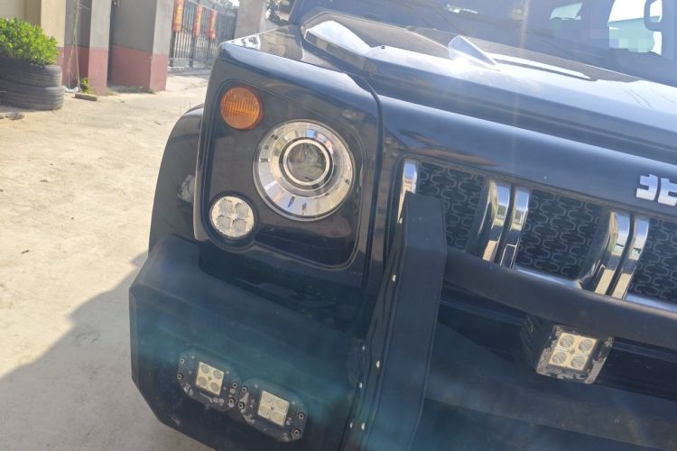 Used BAIC Off-Road BJ80 2016 2.3T Automatic Prestige Edition Right Front Headlight