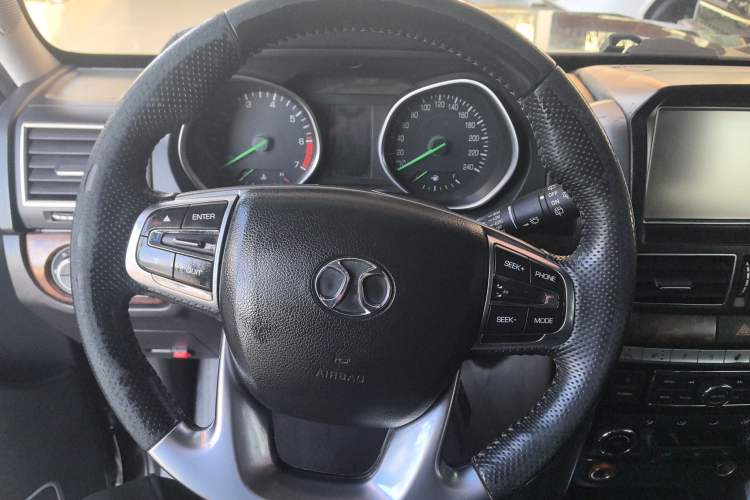 Used BAIC Off-Road BJ80 2016 2.3T Automatic Prestige Edition Steering Wheel
