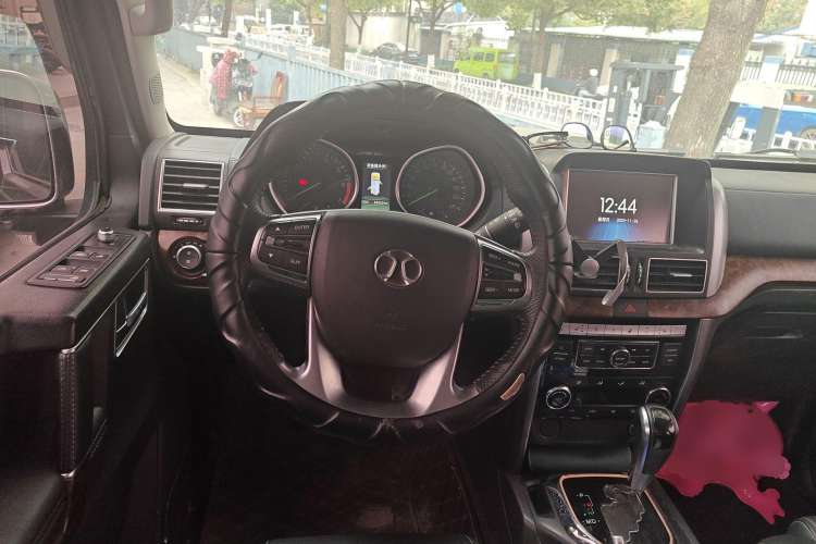 Used BAIC Off-Road BJ80 2016 2.3T Automatic Prestige Edition Steering Wheel