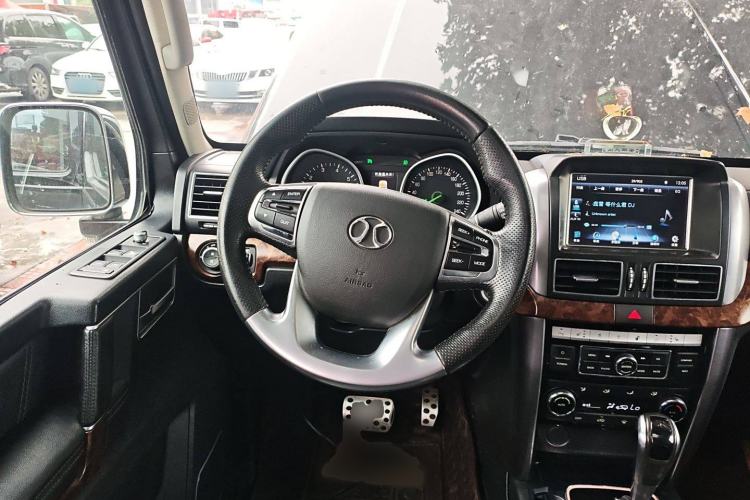 Used BAIC Off-Road BJ80 2016 2.3T Automatic Prestige Edition Steering Wheel