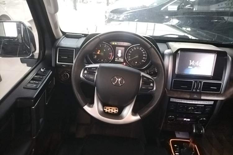 Used BAIC Off-Road BJ80 2016 2.3T Automatic Prestige Edition Steering Wheel