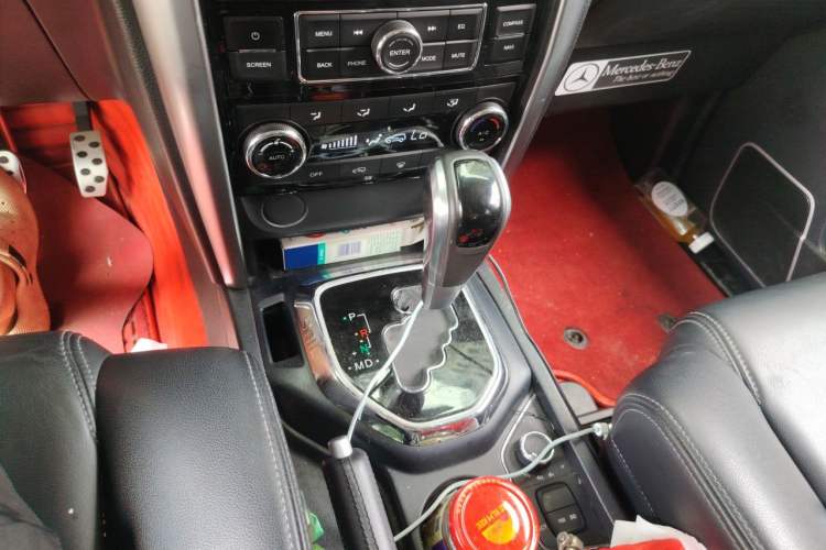 Used BAIC Off-Road BJ80 2016 2.3T Automatic Prestige Edition Gear Lever