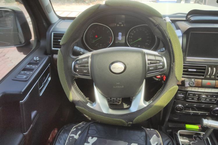 Used BAIC Off-Road BJ80 2016 2.3T Automatic Prestige Edition Steering Wheel