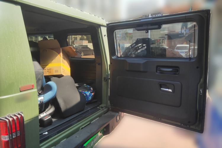 Used BAIC Off-Road BJ80 2016 2.3T Automatic Prestige Edition Trunk