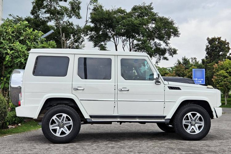Used BAIC Off-Road BJ80 2016 2.3T Manual Prestige Edition Exterior 4