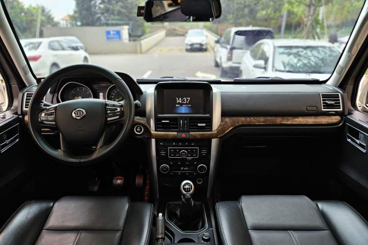 Used BAIC Off-Road BJ80 2016 2.3T Manual Prestige Edition Interior 2