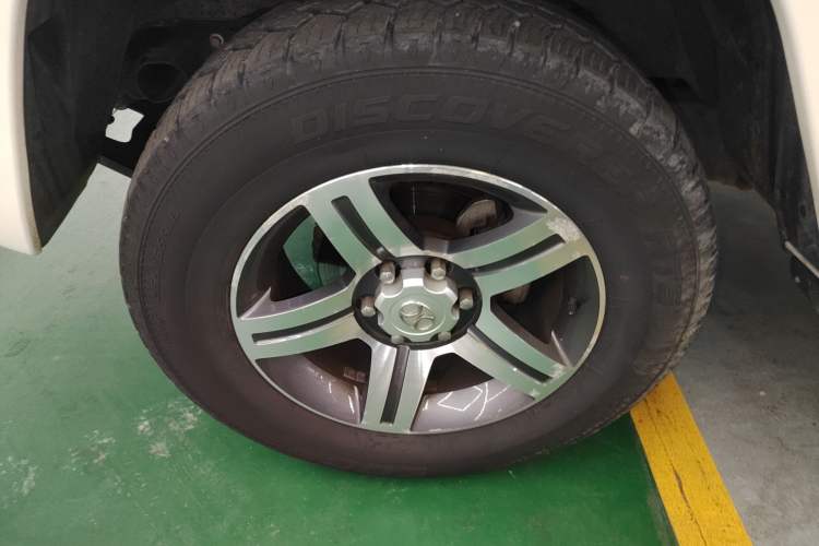 Used BAIC Off-Road BJ80 2016 2.3T Automatic Prestige Edition Left Front Wheel Hub
