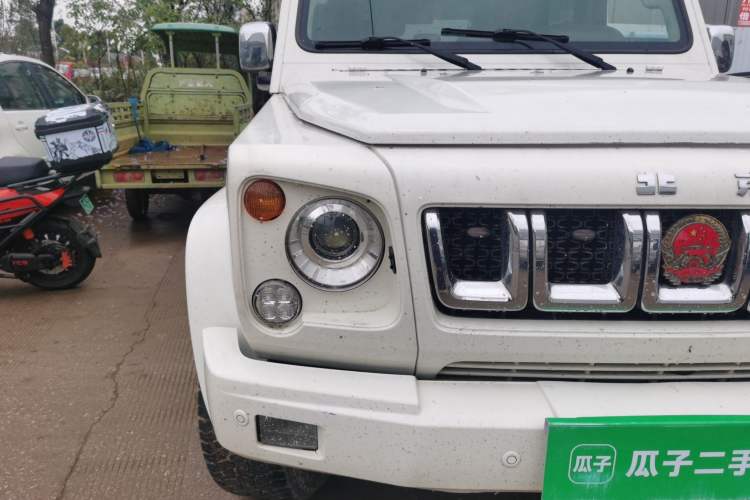 Used BAIC Off-Road BJ80 2016 2.3T Automatic Prestige Edition Right Front Headlight