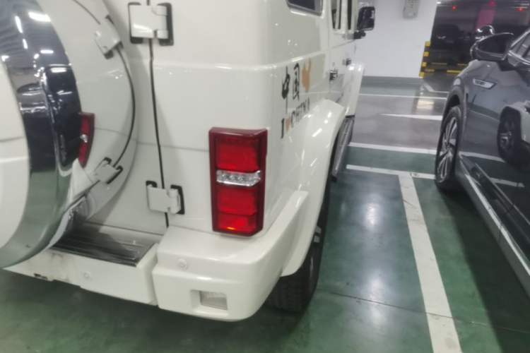 Used BAIC Off-Road BJ80 2016 2.3T Automatic Prestige Edition Right Rear Taillight