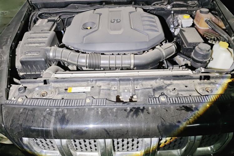 Used BAIC Off-Road BJ80 2017 2.3T Automatic 90th Anniversary Edition Engine Bay