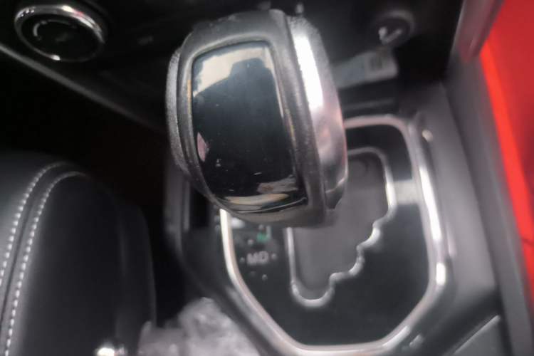 Used BAIC Off-Road BJ80 2017 2.3T Automatic 90th Anniversary Edition Gear Lever