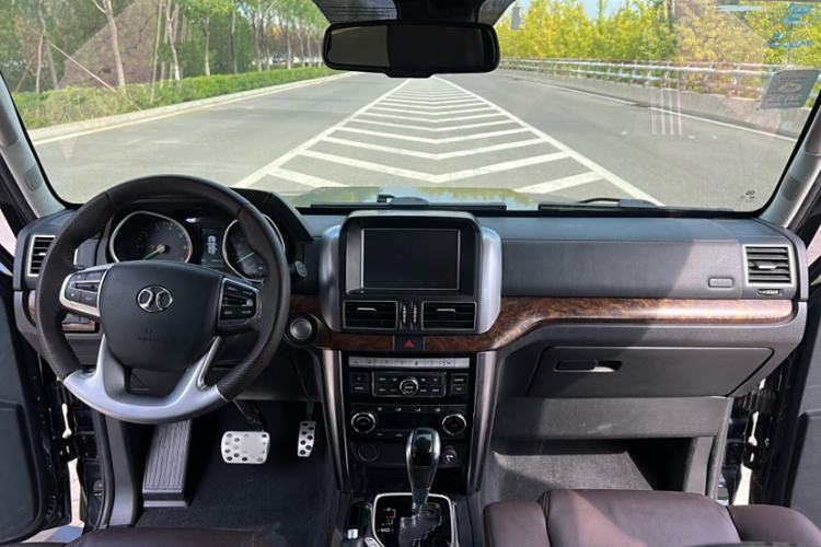 Used BAIC Off-Road BJ80 2017 2.3T Automatic 90th Anniversary Edition Interior 1