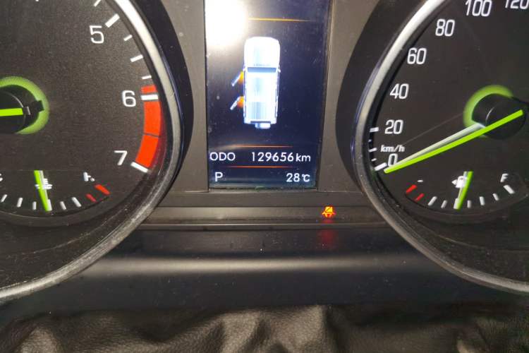 Used BAIC Off-Road BJ80 2017 2.3T Automatic 90th Anniversary Edition Odometer Close Up