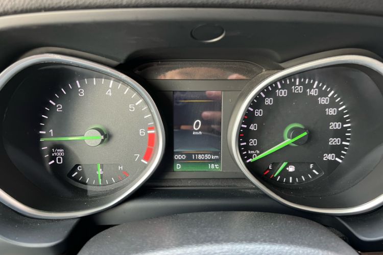 Used BAIC Off-Road BJ80 2017 2.3T Automatic 90th Anniversary Edition Odometer Close Up