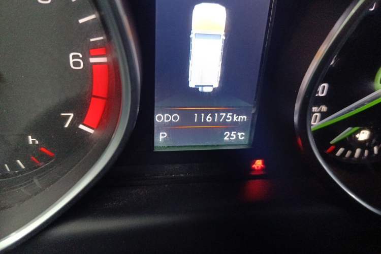 Used BAIC Off-Road BJ80 2017 2.3T Automatic 90th Anniversary Edition Odometer Close Up