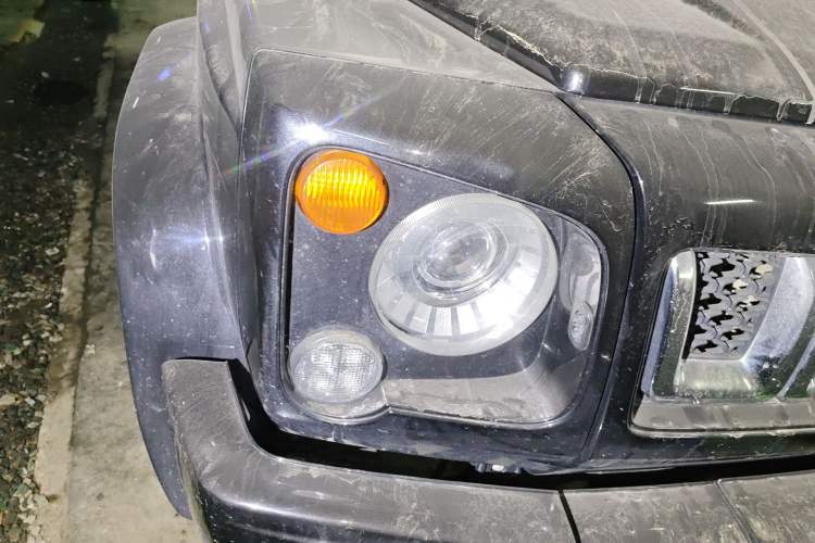 Used BAIC Off-Road BJ80 2017 2.3T Automatic 90th Anniversary Edition Right Front Headlight