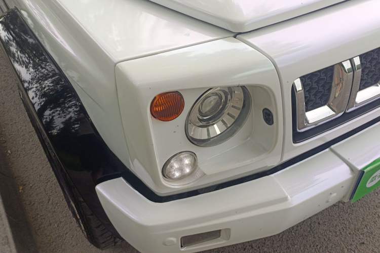 Used BAIC Off-Road BJ80 2017 2.3T Automatic 90th Anniversary Edition Right Front Headlight