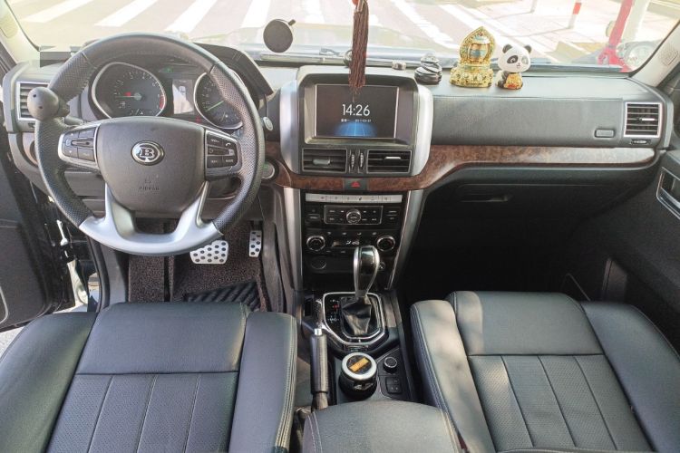 Used BAIC Off-Road BJ80 2018 2.3T Automatic Prestige Edition China VI Emission Standard Center Console