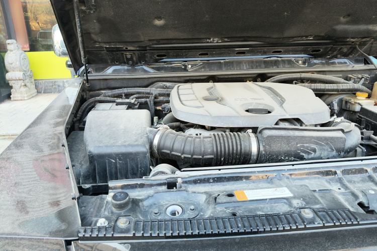 Used BAIC Off-Road BJ80 2018 2.3T Automatic Prestige Version China V Emission Standard Engine Bay Right