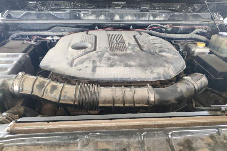 Used BAIC Off-Road BJ80 2018 2.3T Automatic Prestige Version China V Emission Standard Engine Bay